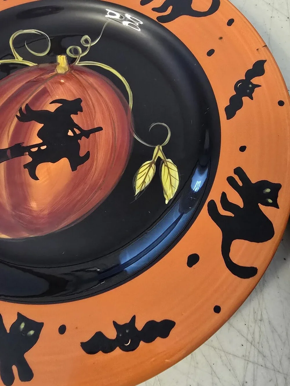 2 Gates Ware Halloween Plates Jack O Lantern Witch Black Cats Ceramic 8.5